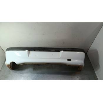PARAGOLPES TRASERO 