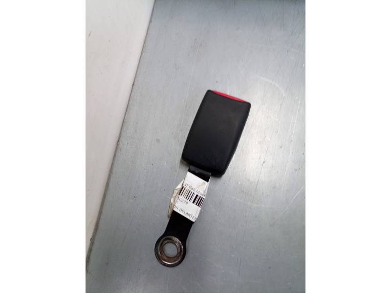 ANCLAJE CINTURON DELANTERO IZQUIERDO 
