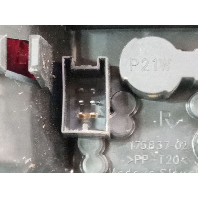 Recambio de piloto trasero derecho para audi a1 sportback (8xa, 8xf) 1.2 tfsi referencia OEM IAM 8X0945094D  