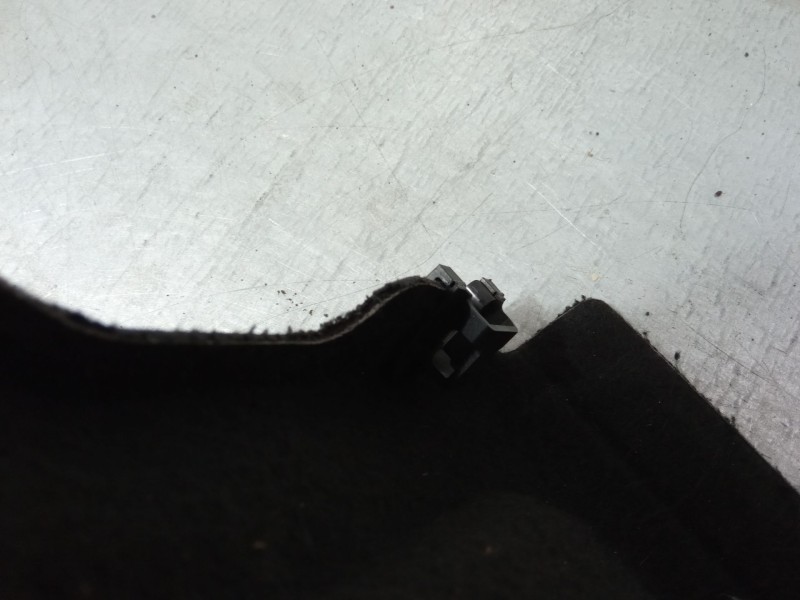 Recambio de bandeja trasera para audi a1 sportback (8xa, 8xf) 1.2 tfsi referencia OEM IAM 82A867769  