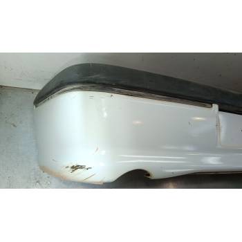 PARAGOLPES TRASERO 