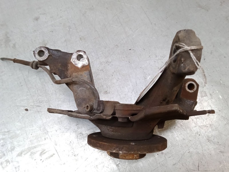 Recambio de mangueta delantera izquierda para fiat 500 (312_) 1.2 (312axa1a) referencia OEM IAM    Recambio de mangueta delantera izquierda para fiat 500 (312_) 1.2 (312axa1a) referencia OEM IAM