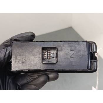 MANDO ELEVALUNAS DELANTERO IZQUIERDO 1K4959857B 