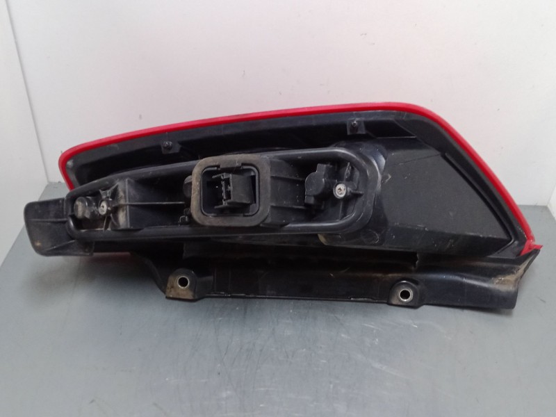 Recambio de piloto trasero izquierdo para fiat grande punto (199_) 1.9 d multijet referencia OEM IAM   