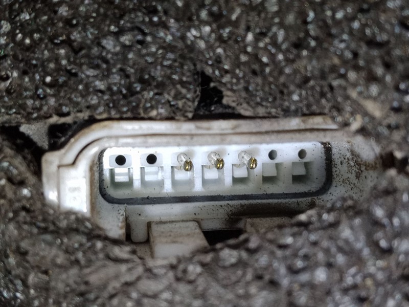 Recambio de retrovisor electrico izquierdo para fiat punto (199_) 1.3 d multijet referencia OEM IAM   