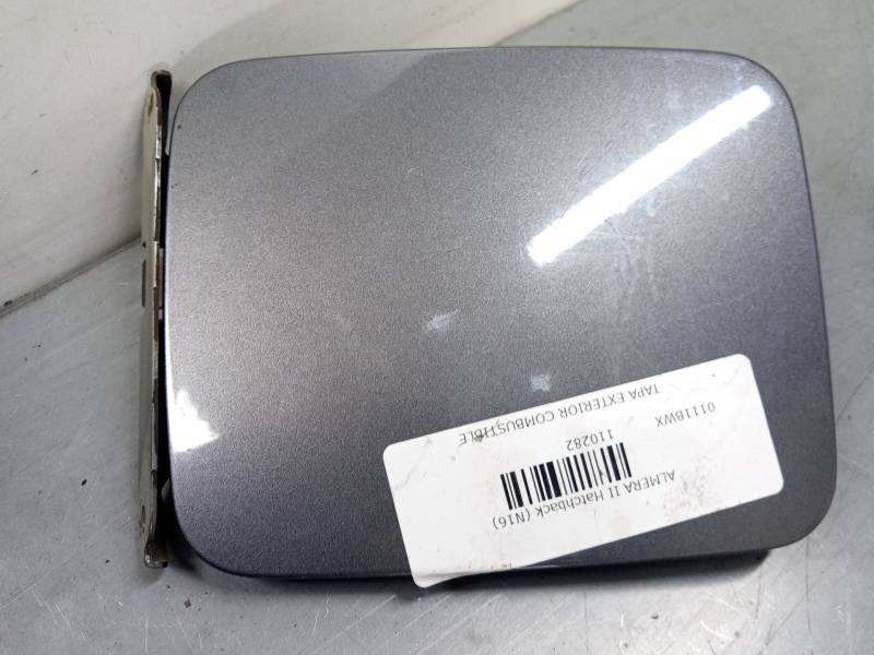 TAPA EXTERIOR COMBUSTIBLE 