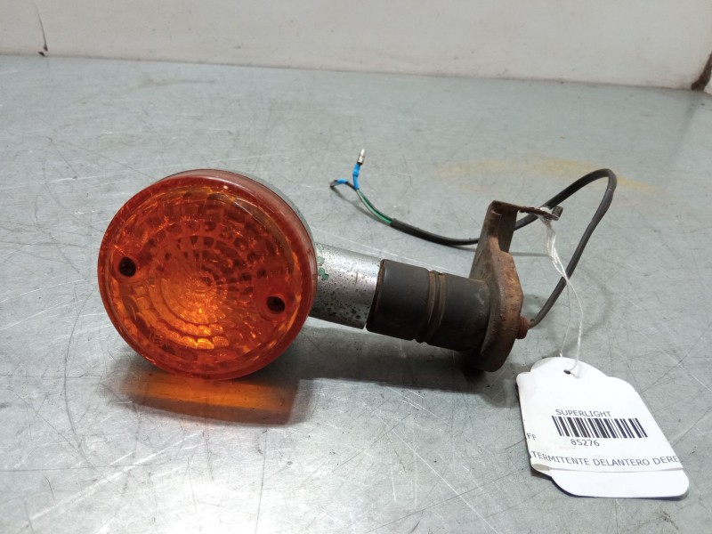 Recambio de intermitente delantero derecho para keeway superlight superlight 125 referencia OEM IAM   