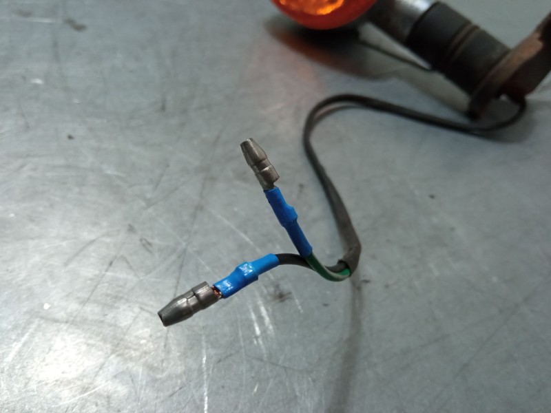 Recambio de intermitente delantero derecho para keeway superlight superlight 125 referencia OEM IAM   