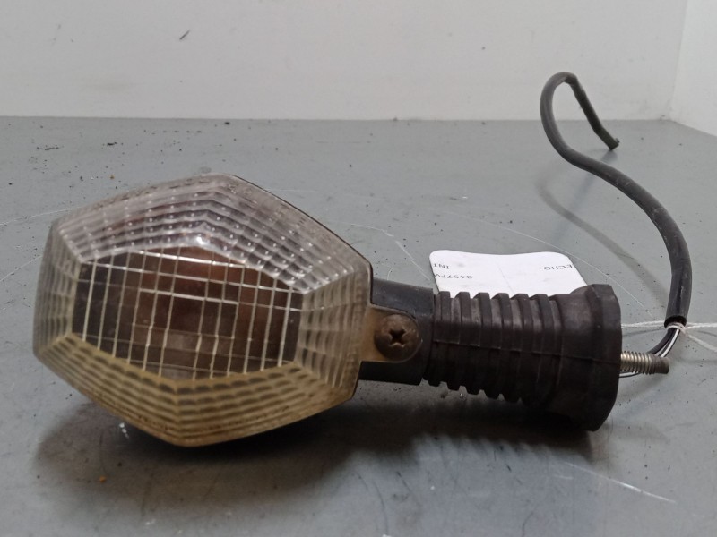 Recambio de intermitente delantero derecho para suzuki gsf bandit gsf 650 a bandit (wvjc) referencia OEM IAM   