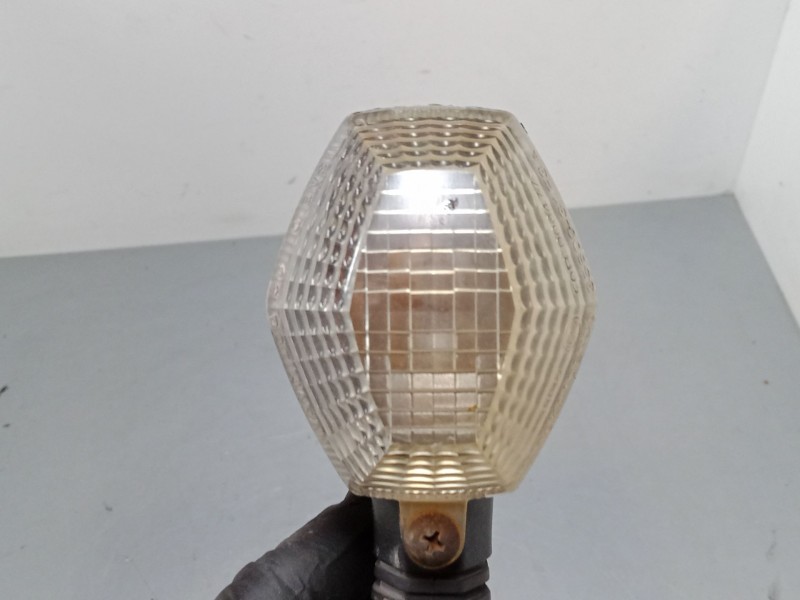 Recambio de intermitente delantero izquierdo para suzuki gsf bandit gsf 650 a bandit (wvjc) referencia OEM IAM   