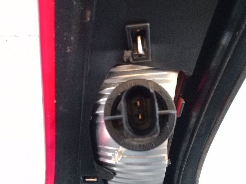 Recambio de piloto trasero derecho para volvo c30 (533) 1.6 d referencia OEM IAM    Recambio de piloto trasero derecho para volvo c30 (533) 1.6 d referencia OEM IAM