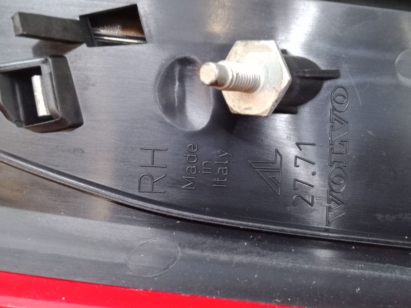 Recambio de piloto trasero derecho para volvo c30 (533) 1.6 d referencia OEM IAM    Recambio de piloto trasero derecho para volvo c30 (533) 1.6 d referencia OEM IAM