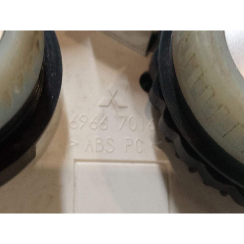 Recambio de mando calefaccion / a/a para mitsubishi colt vi (z3_a, z2_a) 1.3 (z21a) referencia OEM IAM 69667016   Recambio de mando calefaccion / a/a para mitsubishi colt vi (z3_a, z2_a) 1.3 (z21a) referencia OEM IAM 69667016