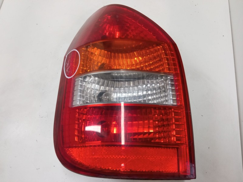 Recambio de piloto trasero izquierdo para opel zafira a monospace (t98) 2.2 dti 16v (f75) referencia OEM IAM    Recambio de piloto trasero izquierdo para opel zafira a monospace (t98) 2.2 dti 16v (f75) referencia OEM IAM