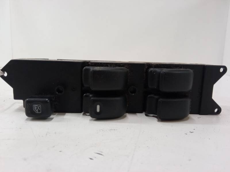 MANDO ELEVALUNAS DELANTERO IZQUIERDO C8DD232M 