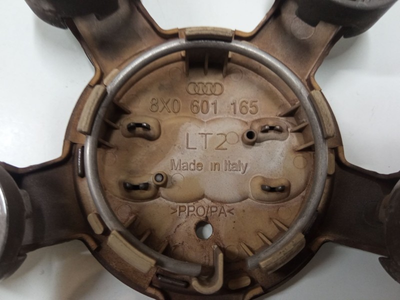 Recambio de tapacubos para audi a1 sportback (8xa, 8xf) 1.2 tfsi referencia OEM IAM   