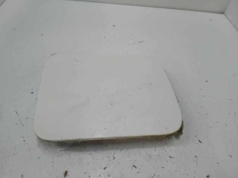 TAPA EXTERIOR COMBUSTIBLE 