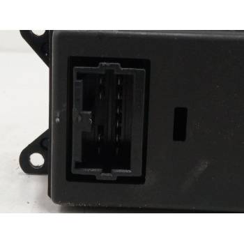 MANDO ELEVALUNAS DELANTERO IZQUIERDO C8DD232M 
