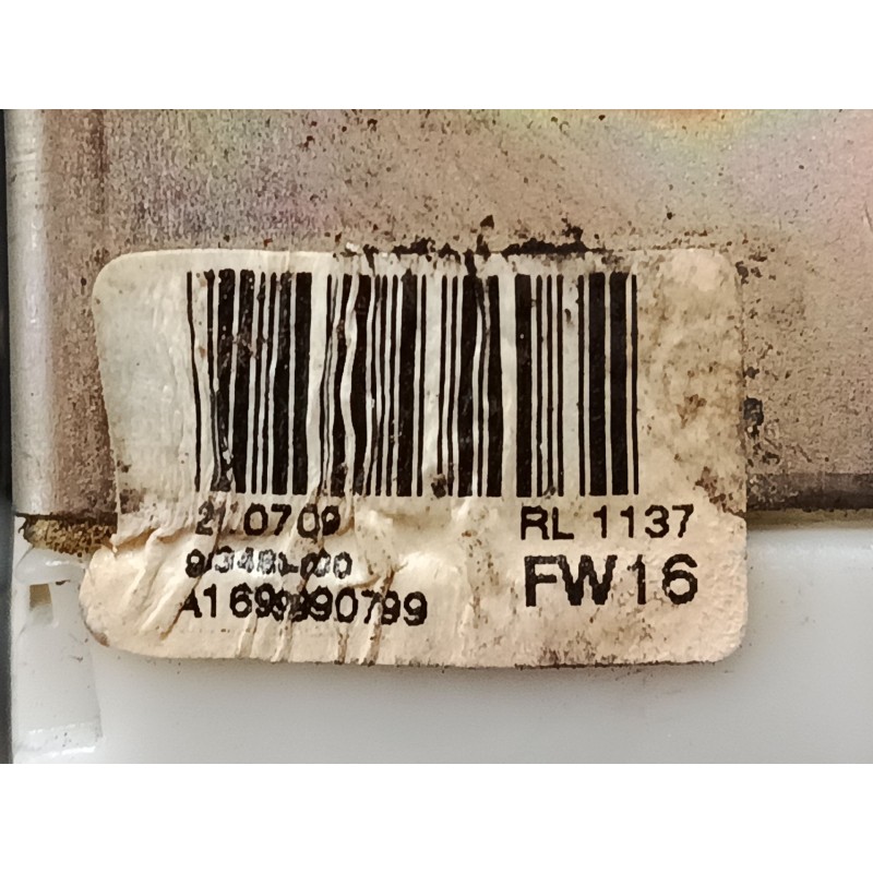 Recambio de cerradura puerta trasera izquierda para mercedes-benz clase a (w169) a 180 cdi (169.007, 169.307) referencia OEM IAM Recambio de cerradura puerta trasera izquierda para mercedes-benz clase a (w169) a 180 cdi (169.007, 169.307) referencia OEM IAM