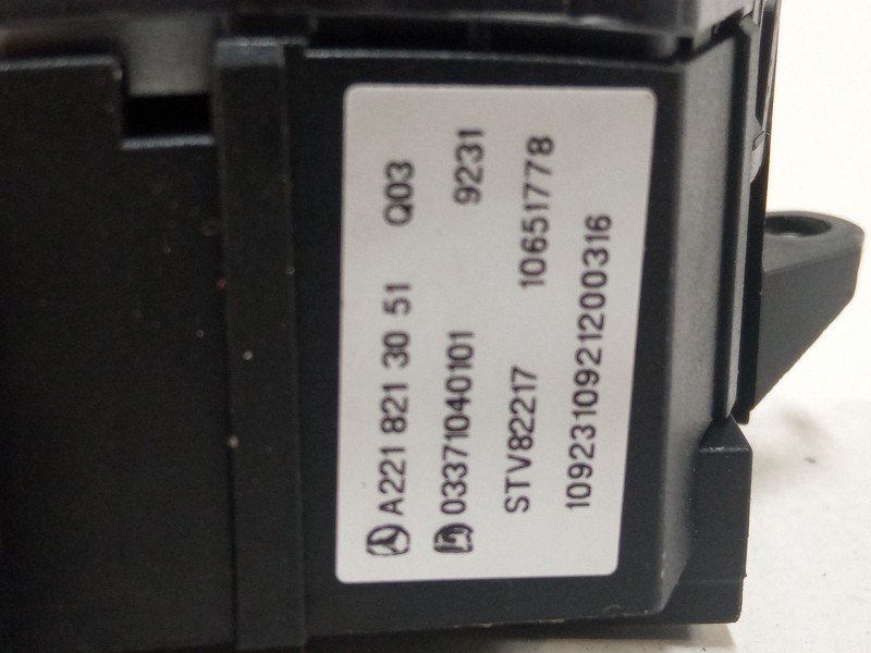 Recambio de boton cierre centralizado para mercedes-benz clase s (w221, v221) s 400 hybrid (221.095, 221.195) referencia OEM IAM