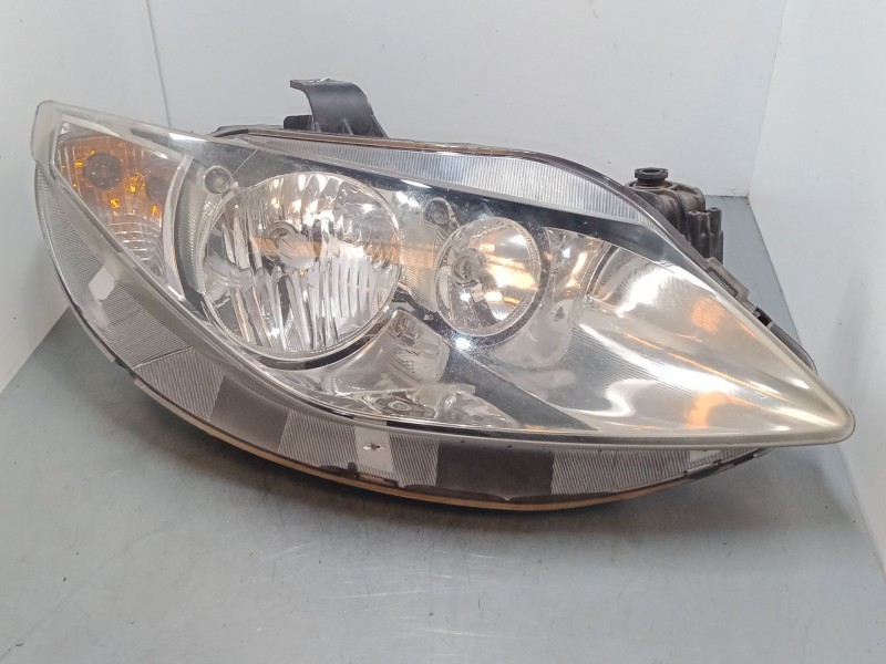 Recambio de faro derecho para seat ibiza iv sc (6j1, 6p5) 1.6 tdi referencia OEM IAM 6J1941006D   Recambio de faro derecho para seat ibiza iv sc (6j1, 6p5) 1.6 tdi referencia OEM IAM 6J1941006D