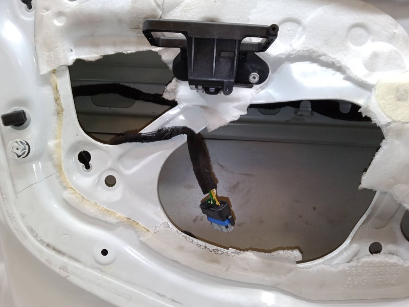 Recambio de puerta delantera izquierda para citroën c4 ii (nc_) 1.6 hdi 90 referencia OEM IAM   