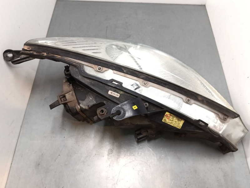 Recambio de faro izquierdo para ford focus i sedán (dfw) 1.6 16v referencia OEM IAM   