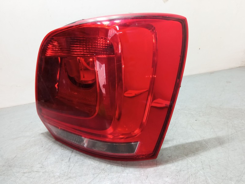 Recambio de piloto trasero derecho para volkswagen polo v (6r1, 6c1) 1.4 (6r1) referencia OEM IAM   