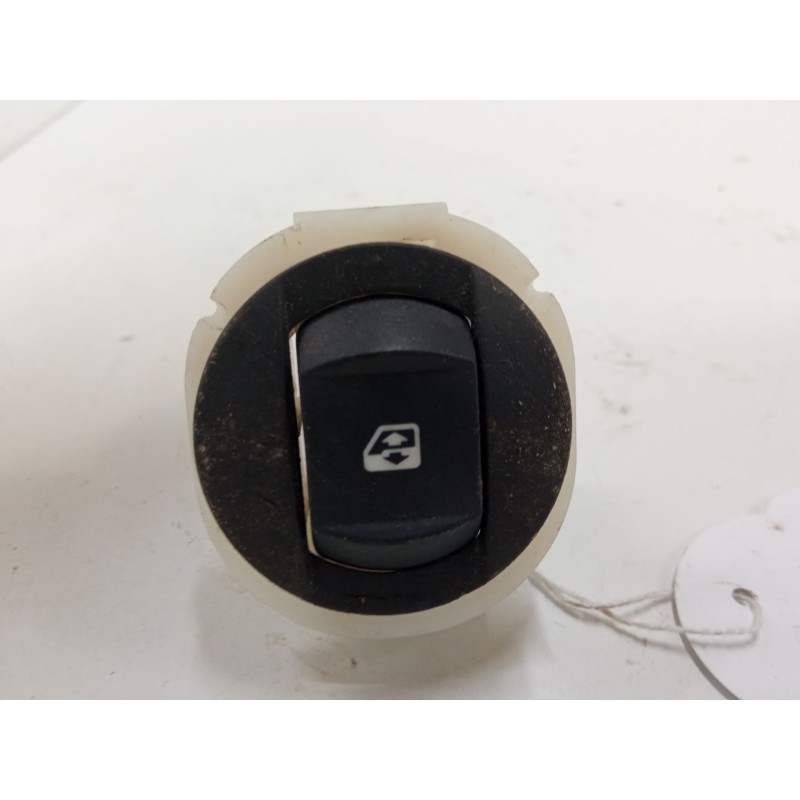 Recambio de mando elevalunas delantero derecho para renault clio iii grandtour (kr0/1_) 1.5 dci (kr0f) referencia OEM IAM   