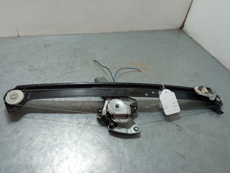 Recambio de elevalunas electrico trasero izquierdo para bmw x5 (e53) 3.0 d referencia OEM IAM 8243805  