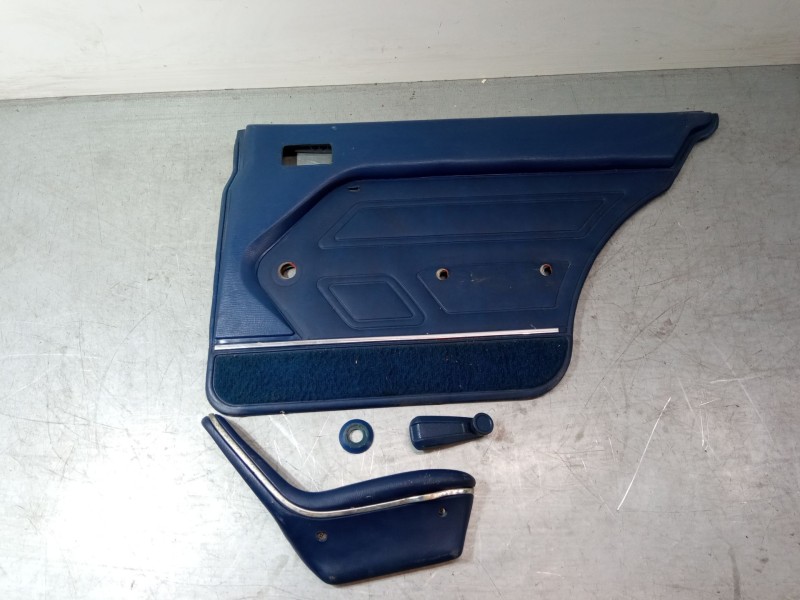 Recambio de guarnecido puerta trasera derecha para peugeot 504 (a_, m_) 2.1 d (a20, m20) referencia OEM IAM   