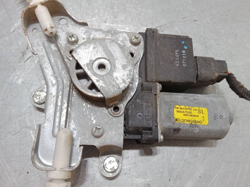 Recambio de elevalunas electrico delantero izquierdo para chevrolet epica (kl1_) 2.0 d referencia OEM IAM 96647520  