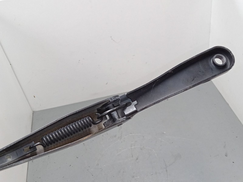 Recambio de brazo limpia delantero derecho para opel astra h (a04) 1.6 (l48) referencia OEM IAM   