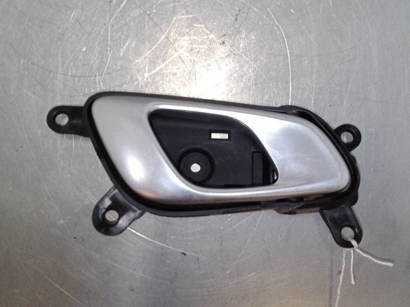 Recambio de maneta interior puerta delantera derecha para kia ceed tourer (cd) 1.6 crdi 136 referencia OEM IAM   