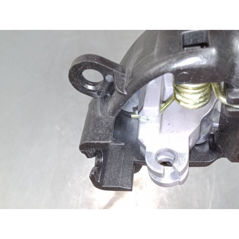 Recambio de maneta interior puerta delantera derecha para kia ceed tourer (cd) 1.6 crdi 136 referencia OEM IAM   