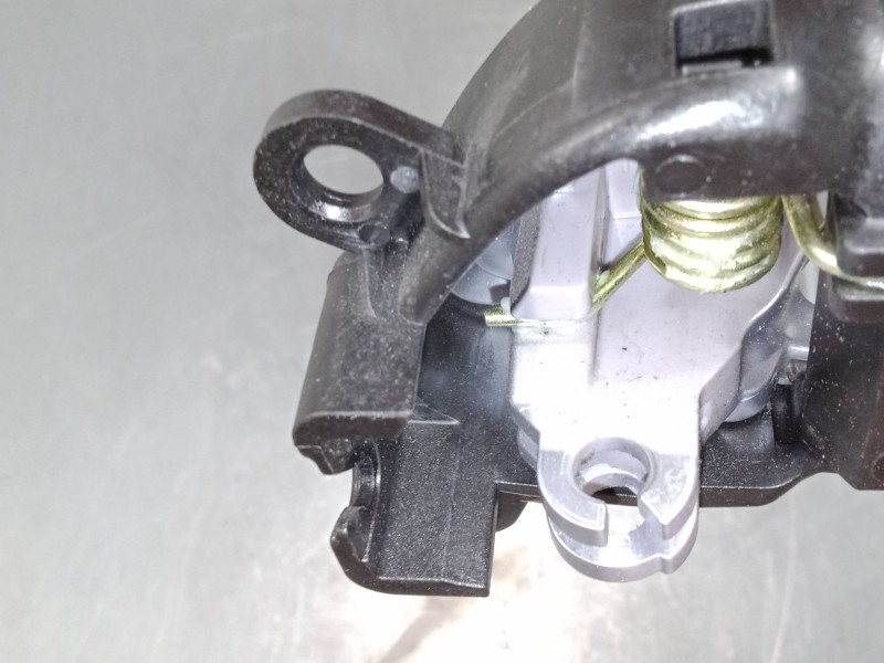 Recambio de maneta interior puerta delantera derecha para kia ceed tourer (cd) 1.6 crdi 136 referencia OEM IAM   