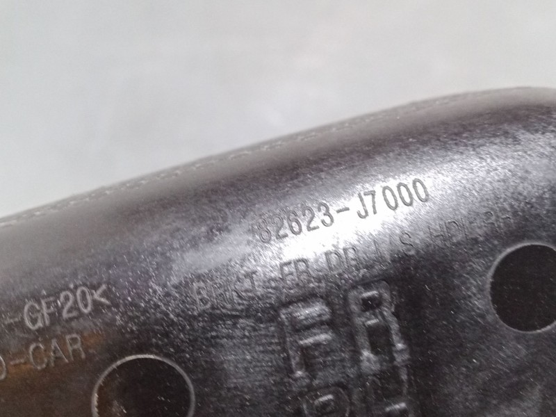 Recambio de maneta interior puerta delantera derecha para kia ceed tourer (cd) 1.6 crdi 136 referencia OEM IAM   