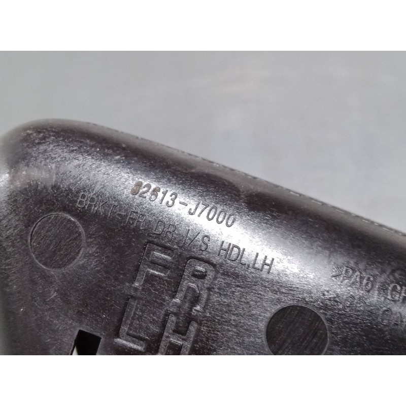 Recambio de maneta interior puerta delantera izquierda para kia ceed tourer (cd) 1.6 crdi 136 referencia OEM IAM   