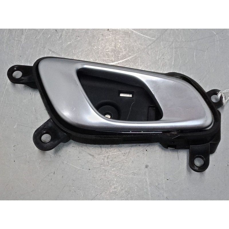Recambio de maneta interior puerta trasera derecha para kia ceed tourer (cd) 1.6 crdi 136 referencia OEM IAM   