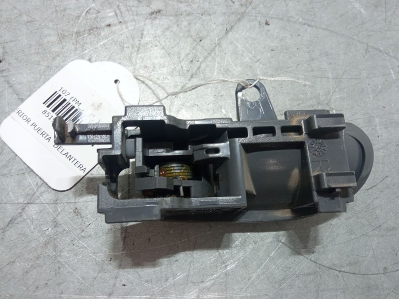Recambio de maneta interior puerta delantera derecha para peugeot 107 (pm_, pn_) 1.0 referencia OEM IAM   