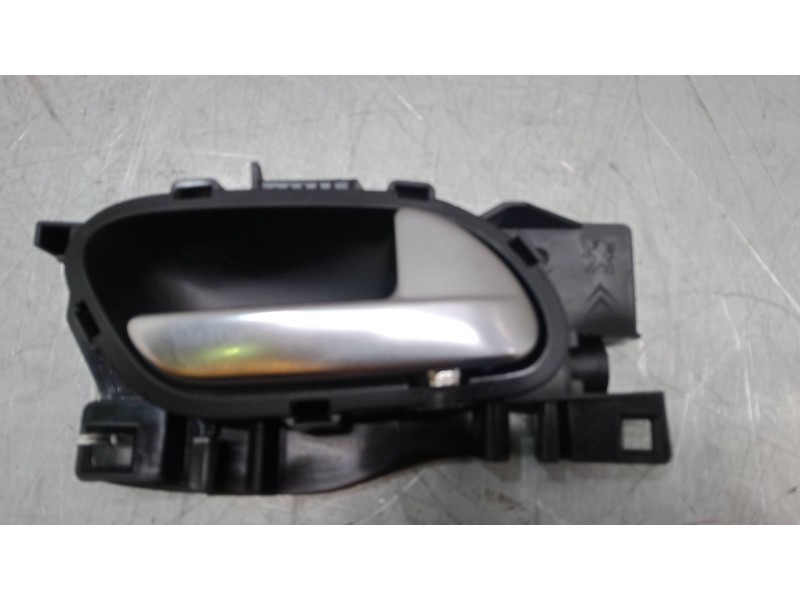 Recambio de maneta interior puerta delantera derecha para peugeot 208 i (ca_, cc_) 1.6 hdi / bluehdi 75 referencia OEM IAM   