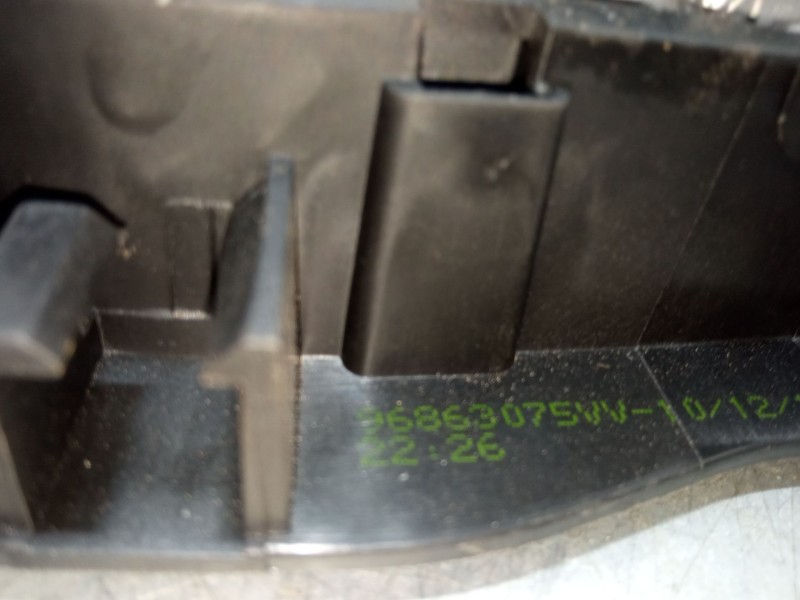 Recambio de maneta interior delantera derecha para peugeot partner tepee 1.6 bluehdi 100 referencia OEM IAM   