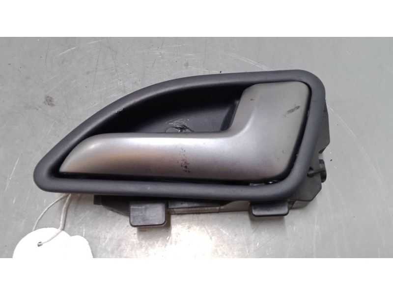 Recambio de maneta interior puerta trasera derecha para kia rio iii (ub) 1.1 crdi referencia OEM IAM   
