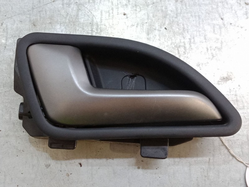 Recambio de maneta interior puerta trasera izquierda para kia rio iii (ub) 1.1 crdi referencia OEM IAM   