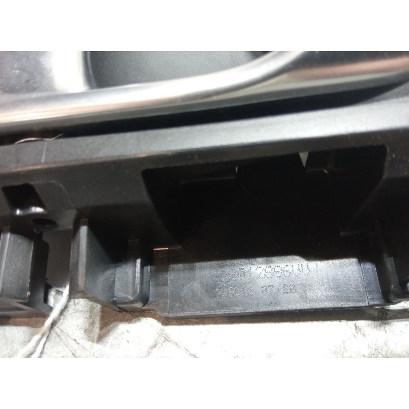 Recambio de maneta interior delantera izquierda para citroën c4 cactus 1.2 vti 82 referencia OEM IAM   