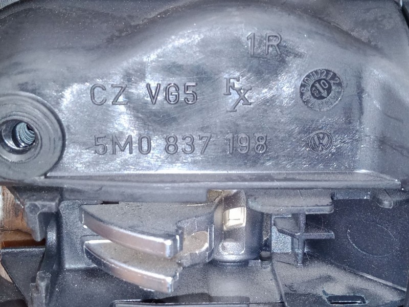 Recambio de maneta interior puerta trasera derecha para volkswagen golf plus v (5m1, 521) 1.9 tdi referencia OEM IAM   