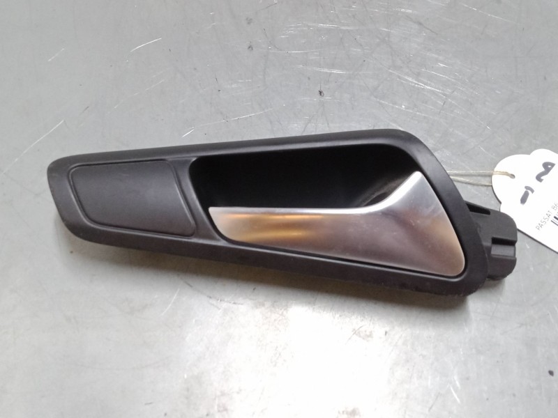 Recambio de maneta interior puerta delantera derecha para volkswagen passat b6 variant (3c5) 2.0 tdi referencia OEM IAM   