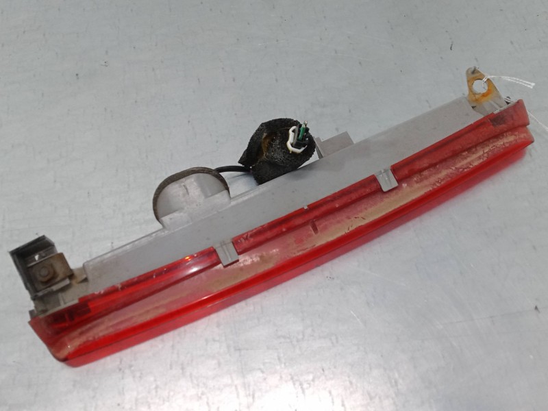 Recambio de luz central de freno para toyota avensis (_t25_) 2.4 (azt251_) referencia OEM IAM   