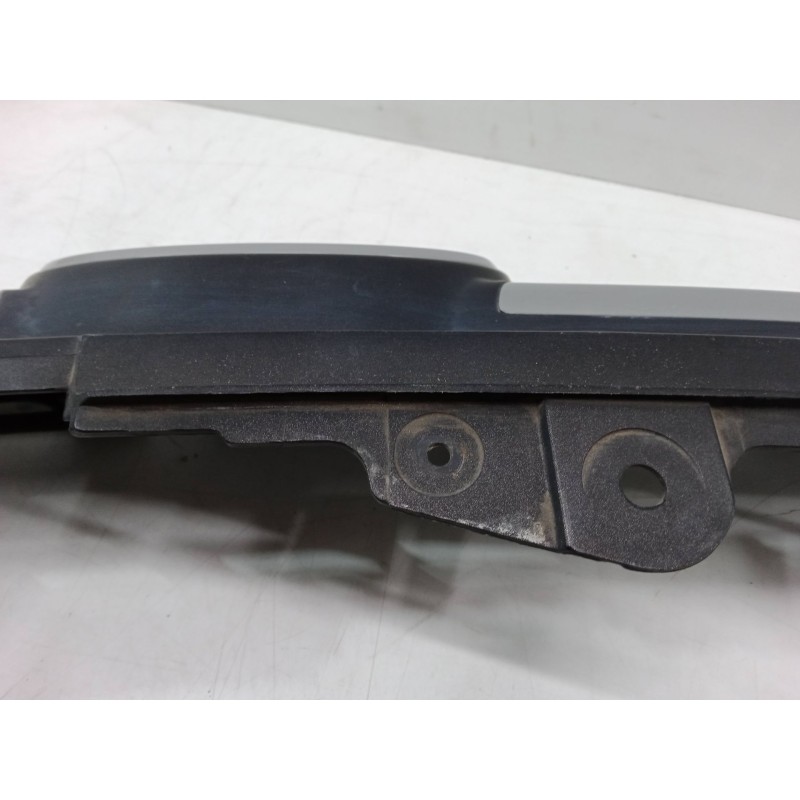 Recambio de rejillas capo para kia sportage ii (je_, km_) 2.0 crdi referencia OEM IAM   