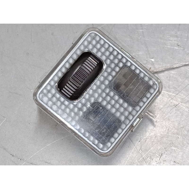 Recambio de luz interior central para citroën berlingo / berlingo first monospace (mf_, gjk_, gfk_) 1.9 d (mfwjz) referencia OEM